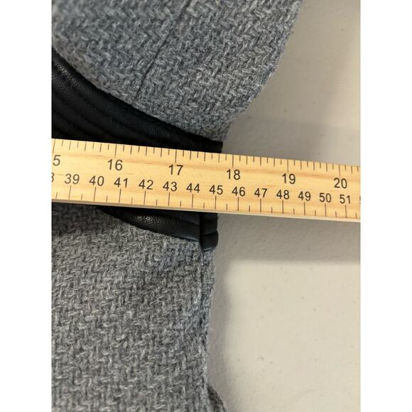 Guess Los Angeles Womens Small Gray Hooded Coat Toggle Closure Wool Blend Jacket - Picture 9 of 14